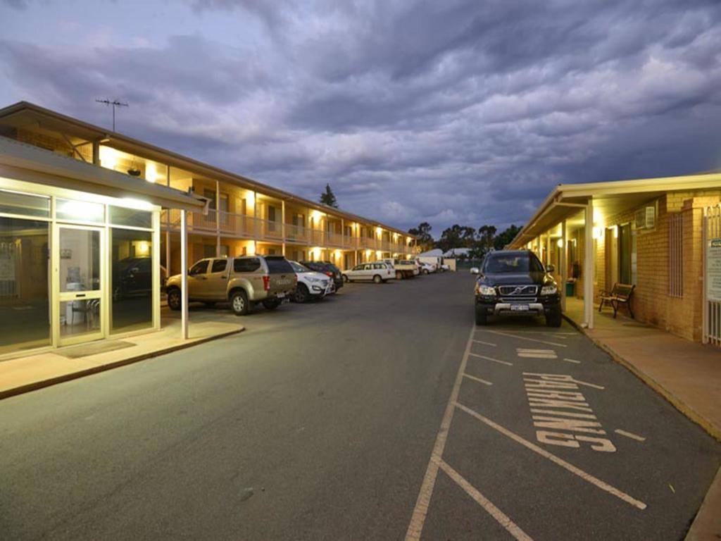 Albion Hotel Kalgoorlie Exterior photo